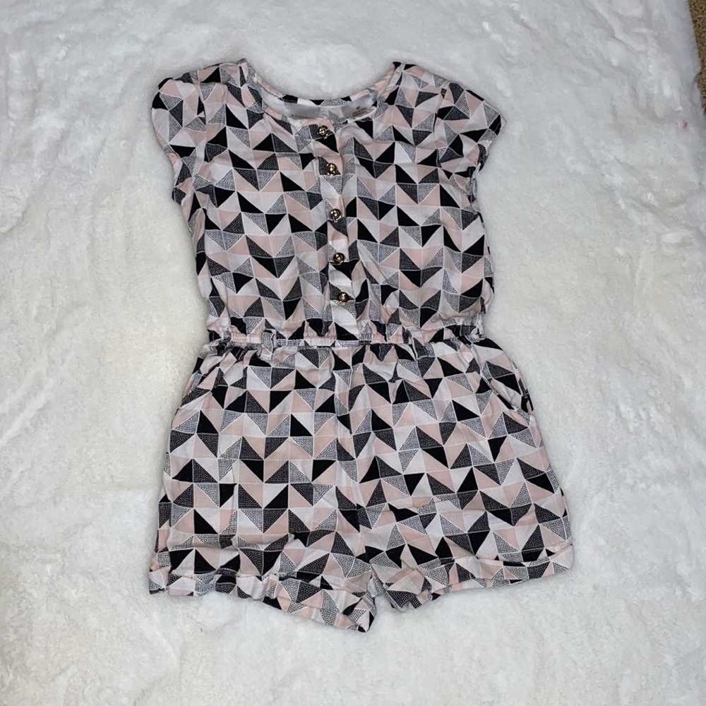 GUC Kardashian Kids 5T romper